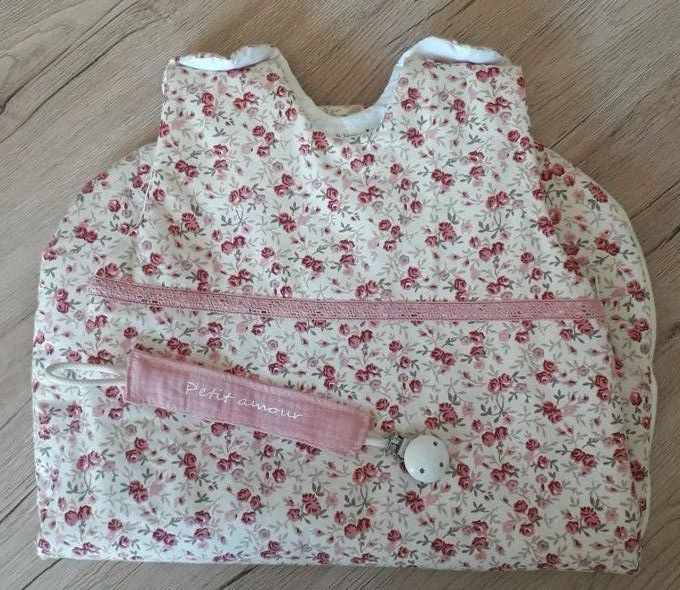 Gigoteuse bébé fille rose fleuri - taille 0-6 mois